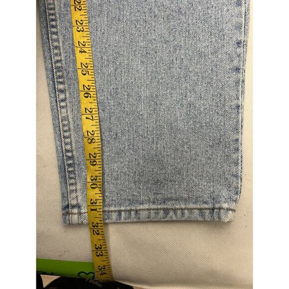 Vintage Levi’s 550 Relaxed Fit Straight Leg Jeans Light Blue Men's Size 42 x32 - Picture 9 of 10